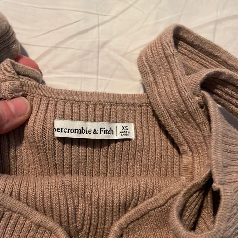 Women's Tan Ribbed Knit Top - Picture 2 of 5